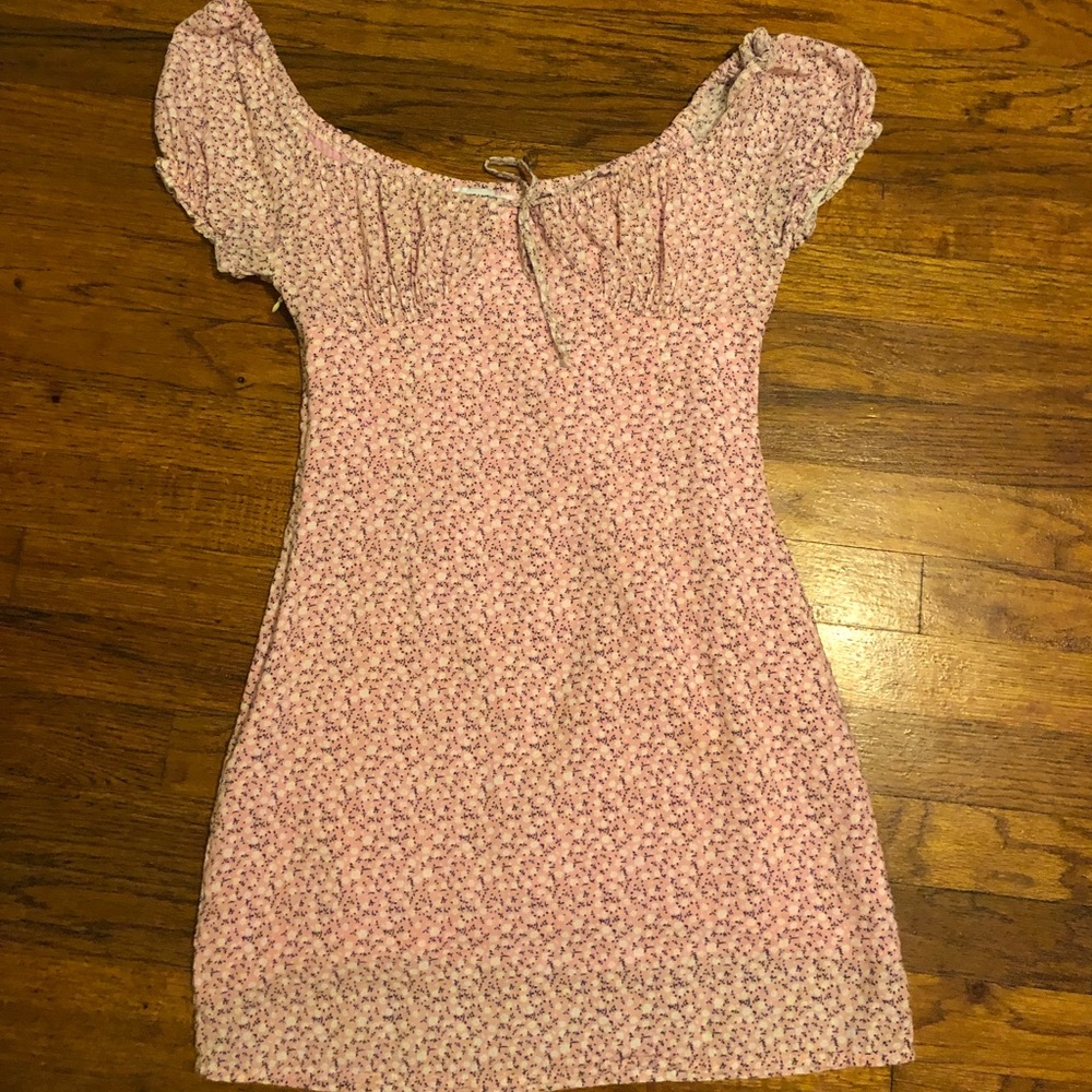 Pink with floral pattern dress. I’m 5’3 just as reference for 2nd picture.